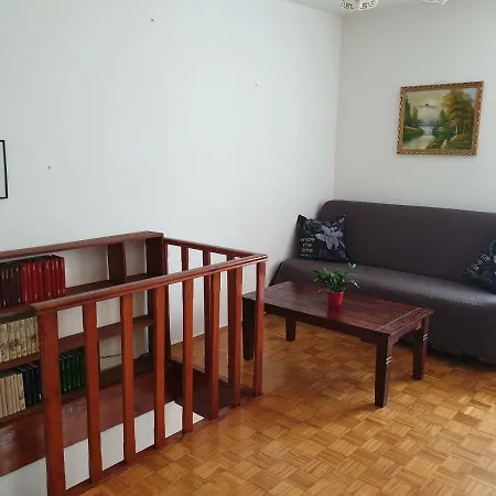 Apartma 42 * Izola
