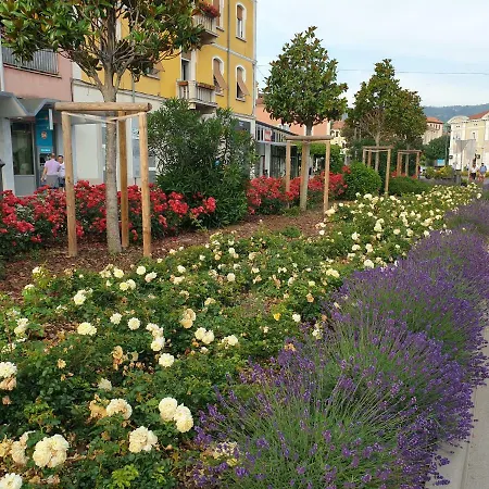 Apartma 42 * Izola
